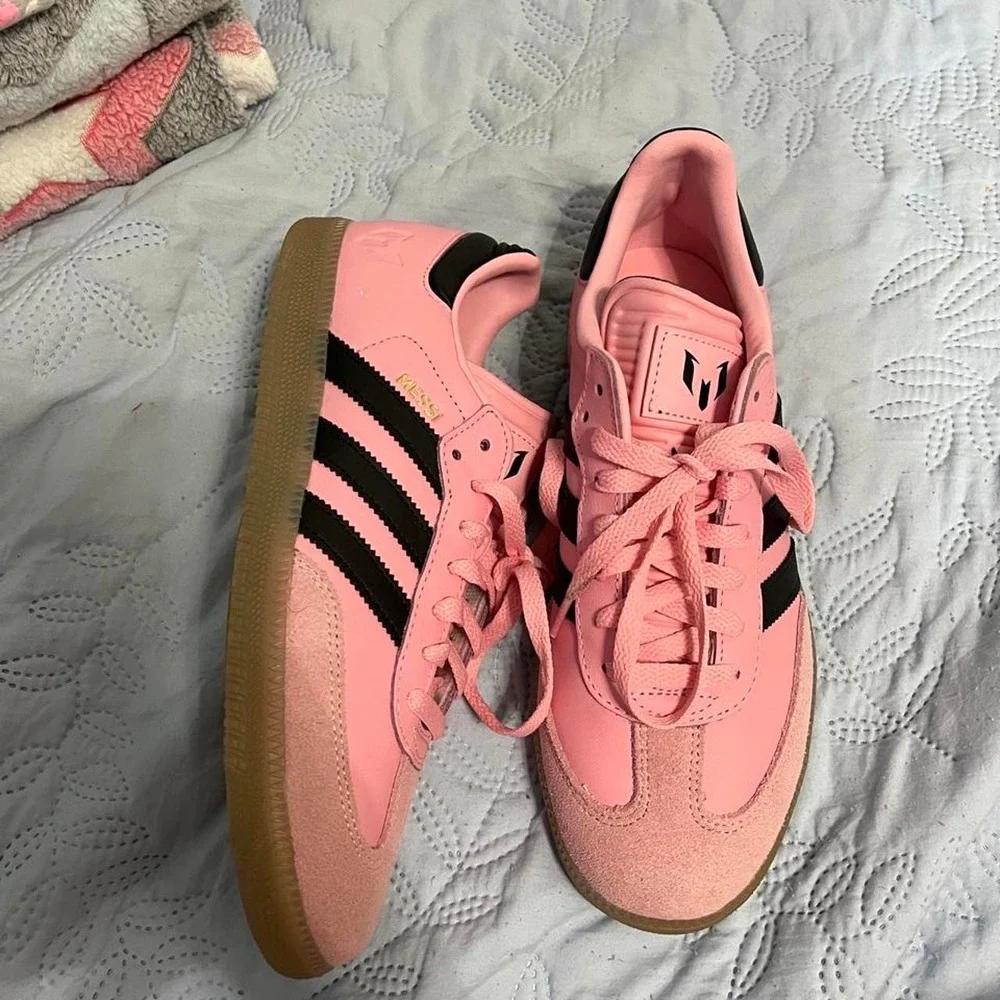 adidas messi pink